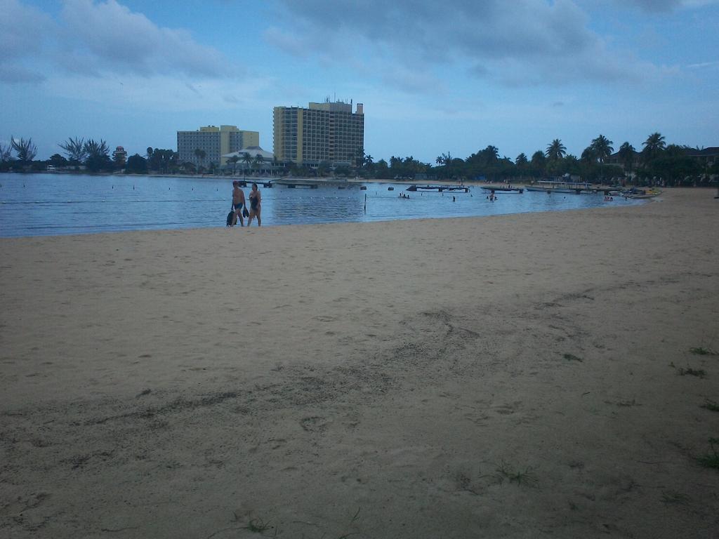 Turtle Towers Daire Ocho Rios Dış mekan fotoğraf